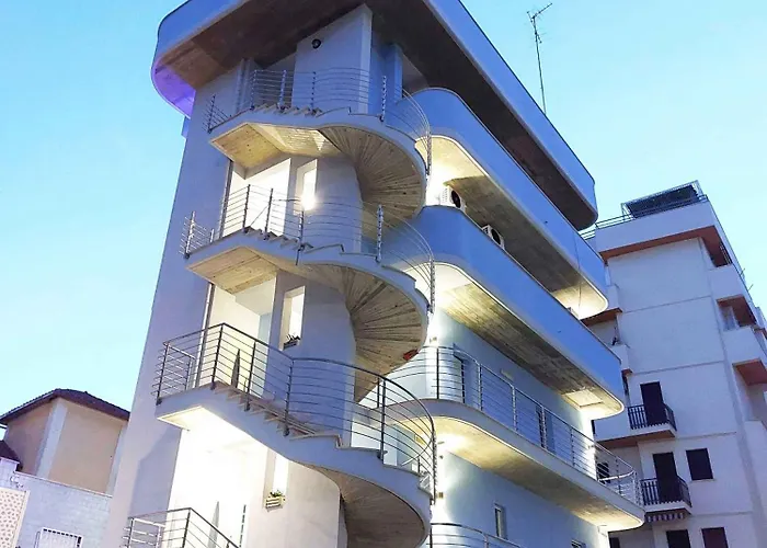 Sweet Home & Wellness Luxury Apartment